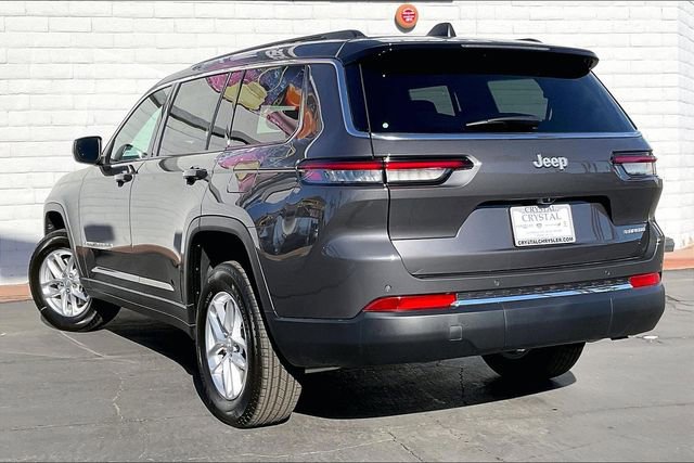New 2025 Jeep Grand Cherokee L Laredo RWD image 2