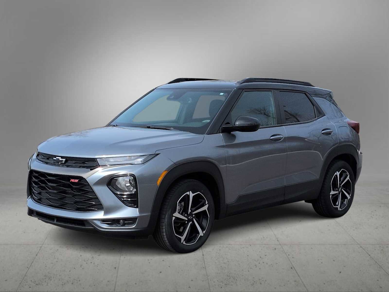 Used 2021 Chevrolet TrailBlazer RS w/ Sun and Liftgate Package FWD image 4