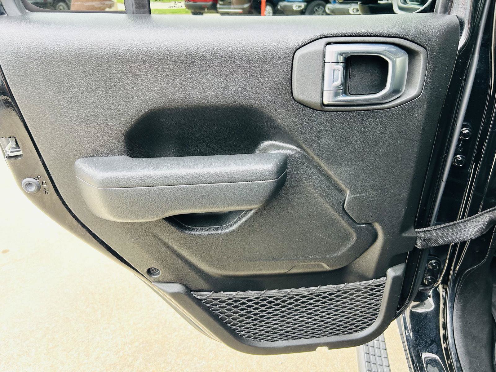 Used 2022 Jeep Wrangler Unlimited Sport AWD/4WD image 21
