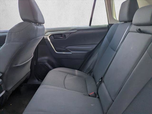 Used 2019 Toyota RAV4 LE image 17