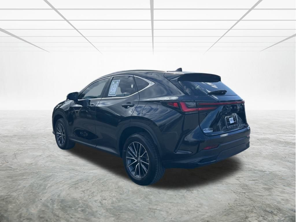 Used 2025 Lexus NX 250 FWD w/ Premium Package image 6