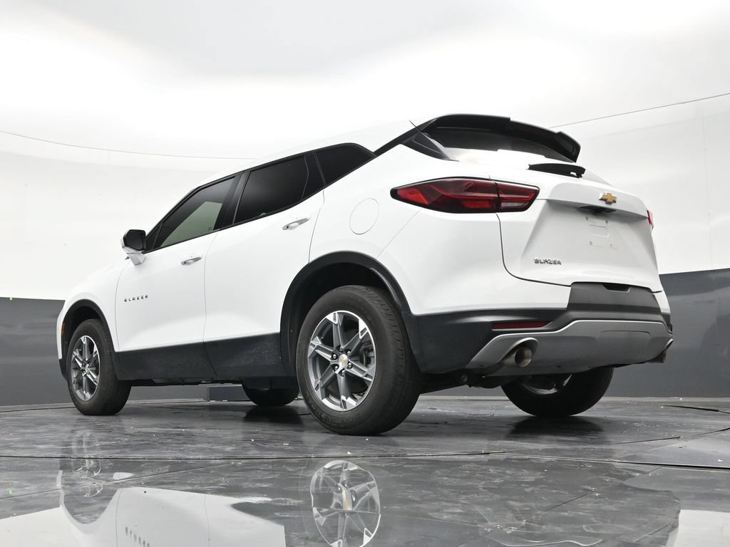 Used 2023 Chevrolet Blazer LT FWD image 22