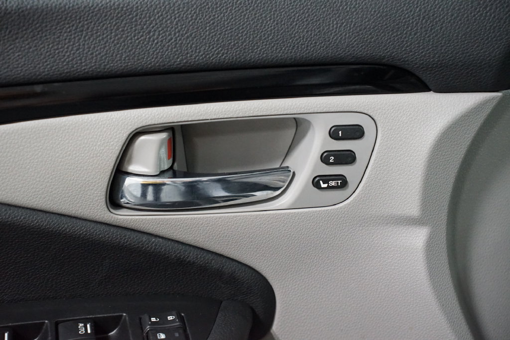 Used 2017 Honda Pilot Touring image 30
