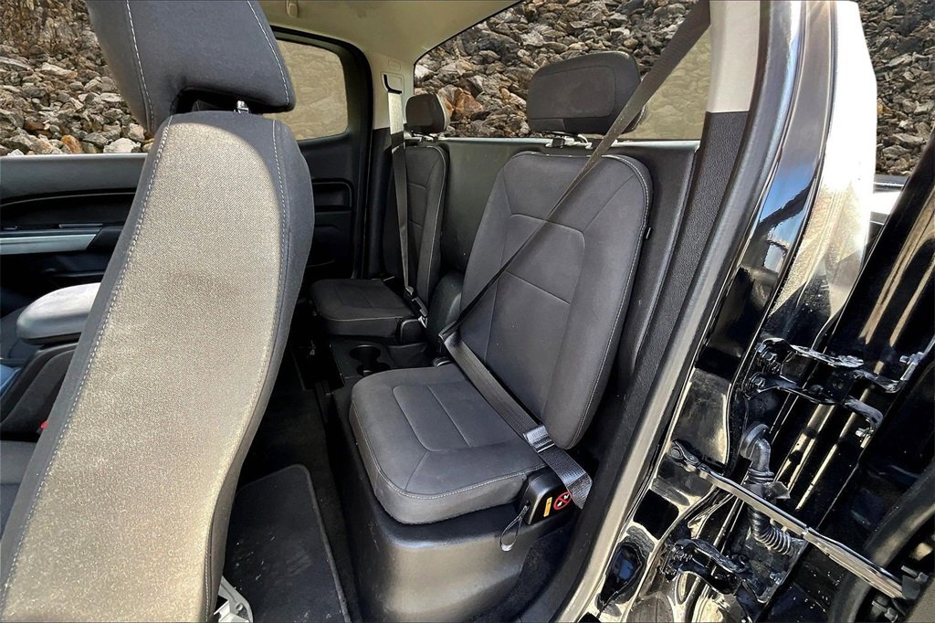 Used 2016 Chevrolet Colorado LT image 23