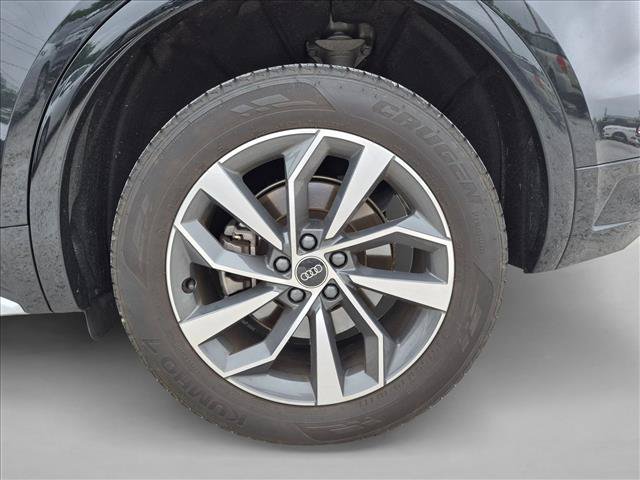 Certified 2023 Audi Q5 2.0T Premium Plus w/ Premium Plus Package AWD/4WD image 15