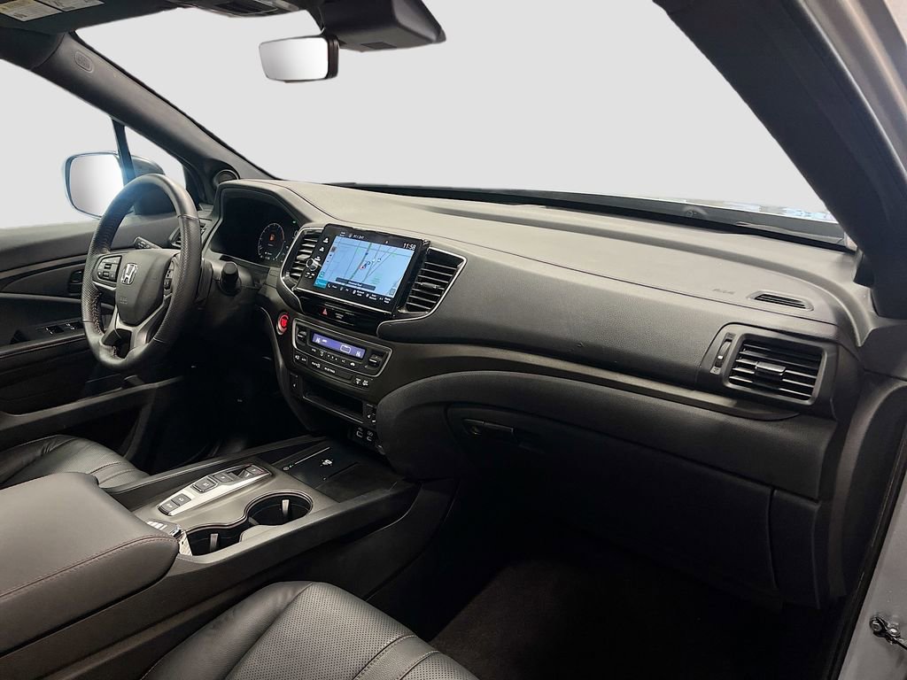 Used 2025 Honda Ridgeline TrailSport image 30