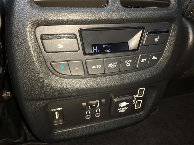 Used 2021 Honda Pilot Touring image 11