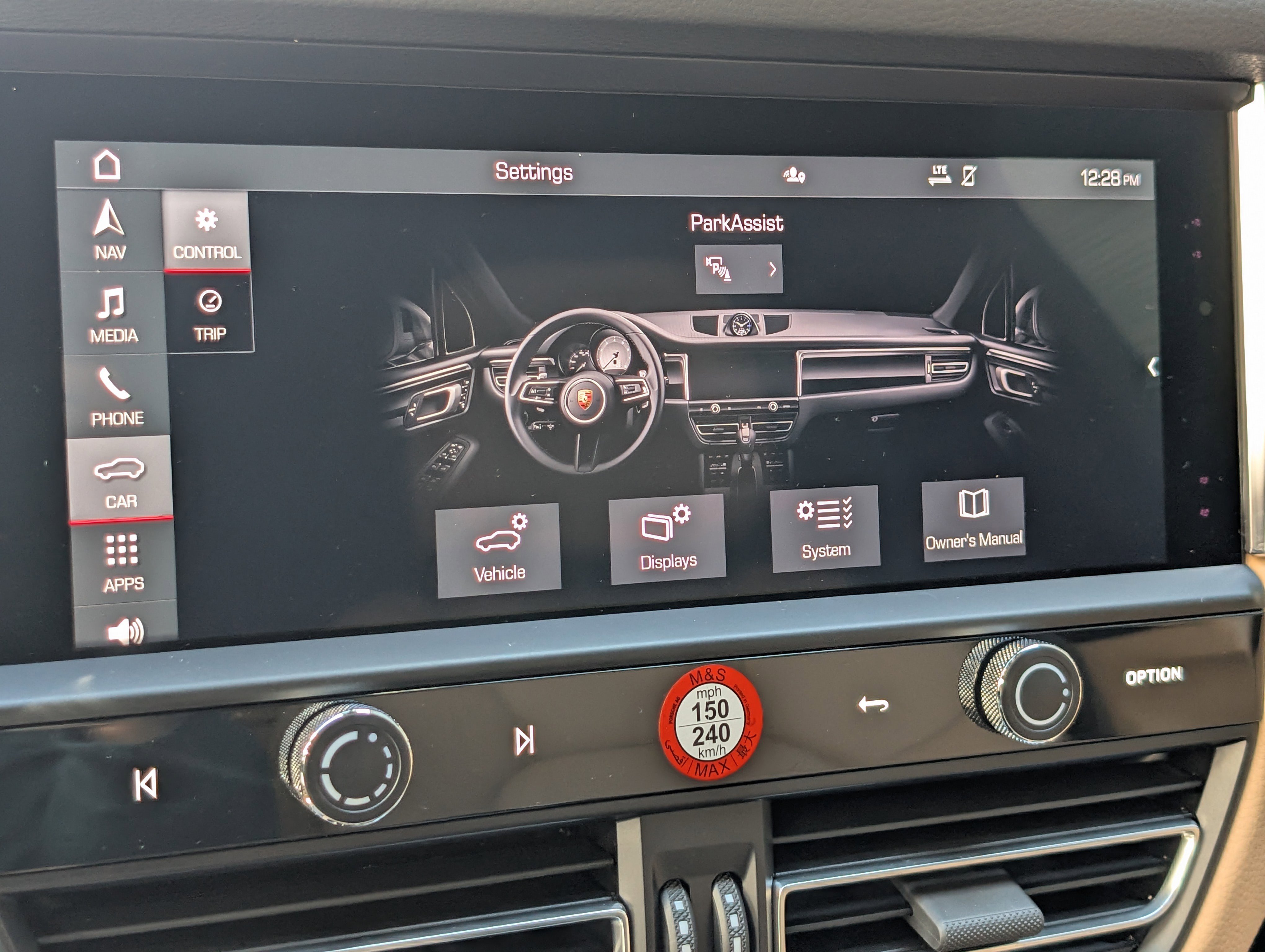 Certified 2024 Porsche Macan S image 36