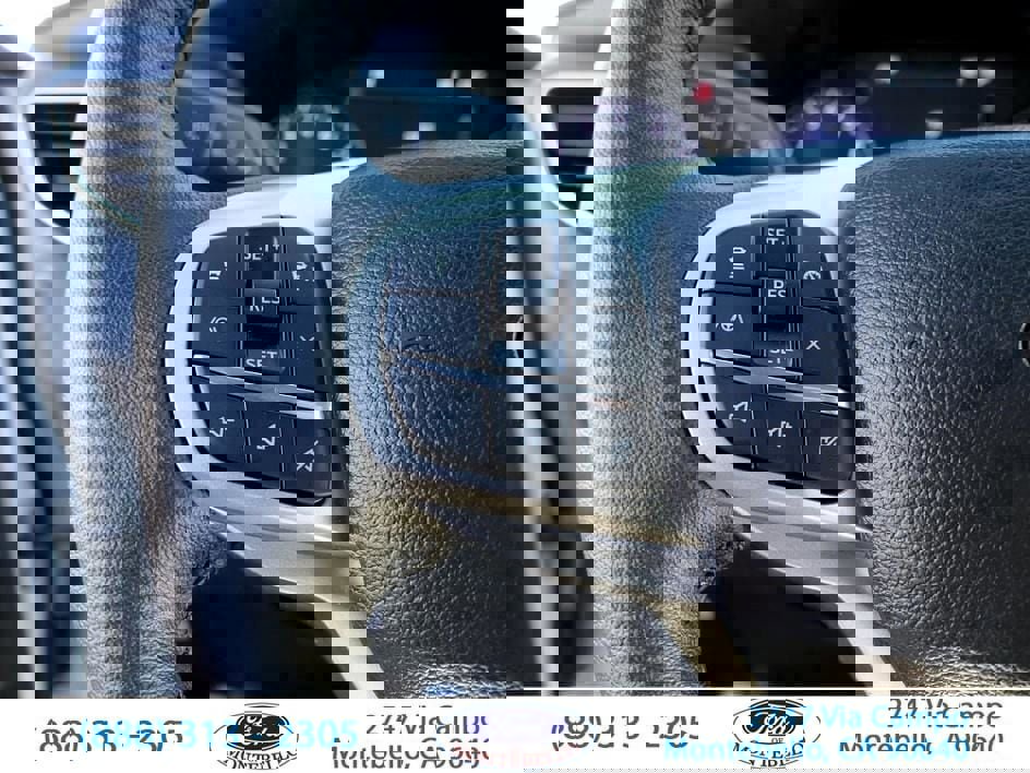 Used 2024 Ford Explorer XLT w/ Equipment Group 202A image 15