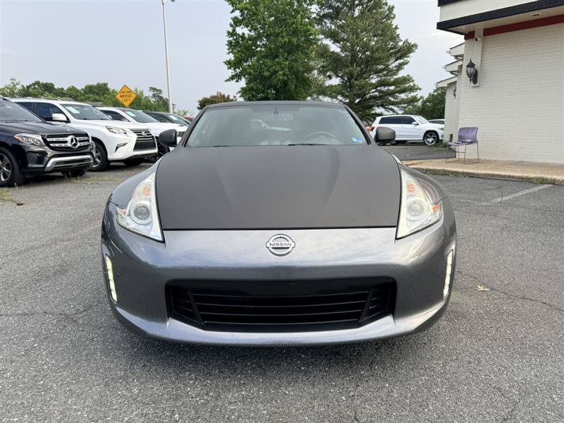 Used 2015 Nissan 370Z Touring RWD image 2