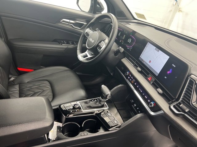 Used 2025 Kia Sportage X-Line image 25
