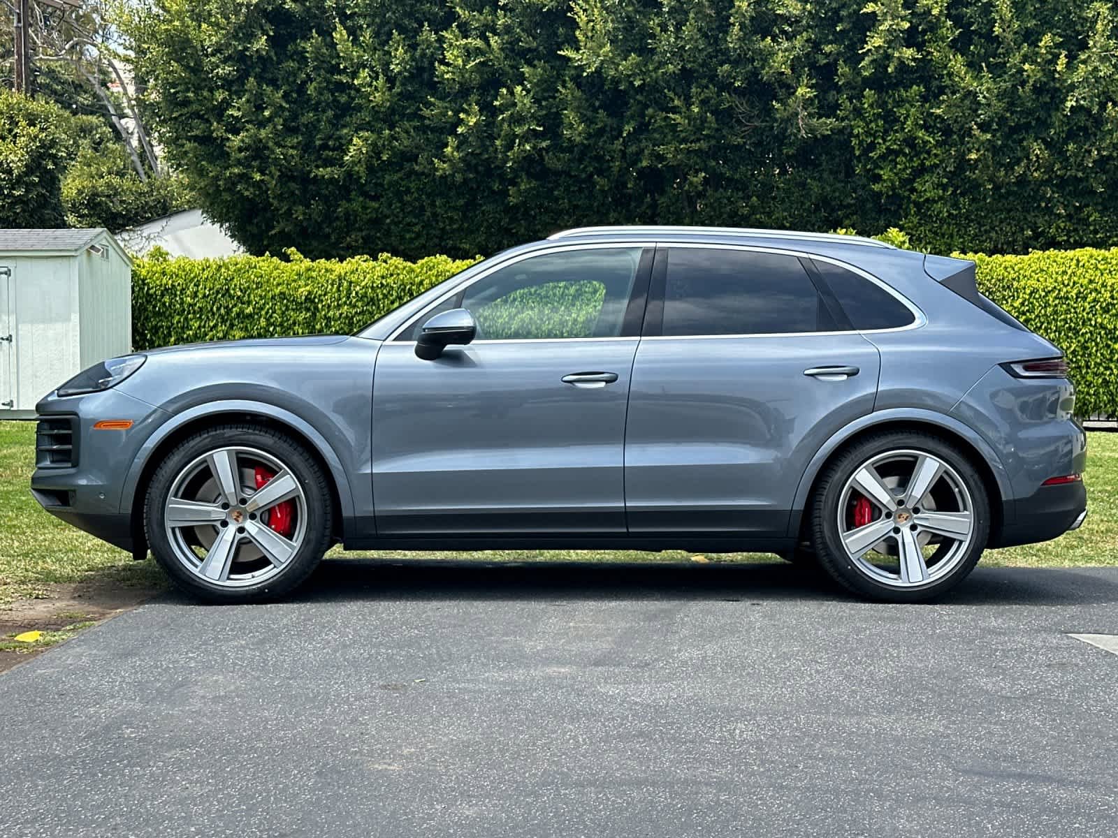 New 2026 Porsche Cayenne S AWD/4WD image 2