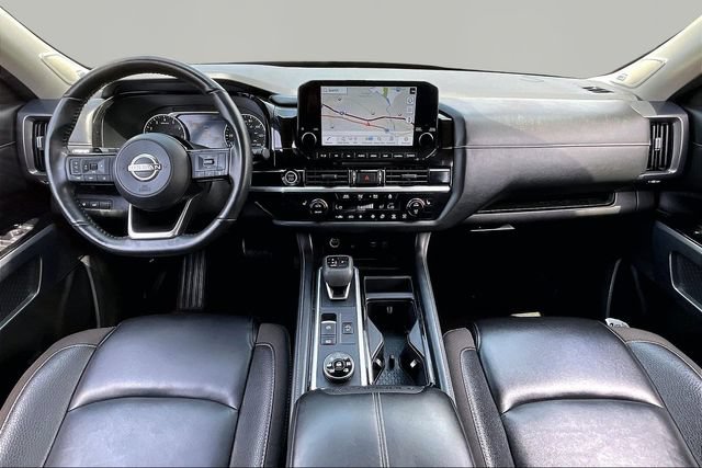 Used 2023 Nissan Pathfinder SL AWD/4WD image 7