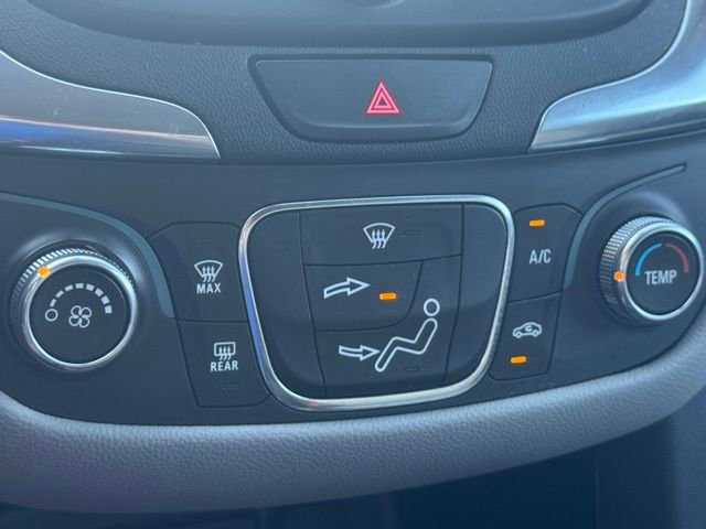 Used 2021 Chevrolet Equinox LS w/ LS Convenience Package image 40