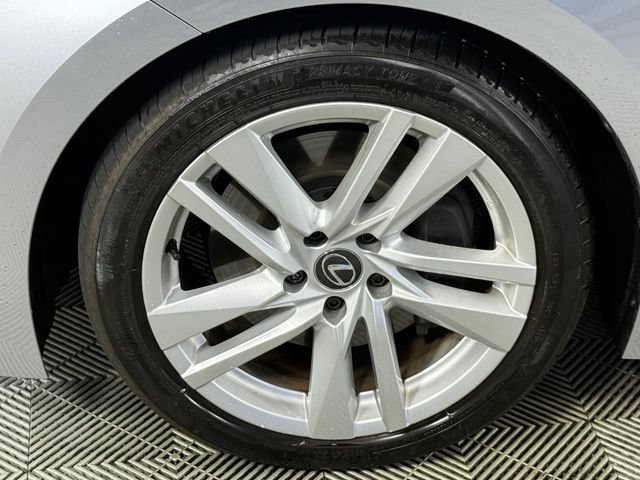 Used 2024 Lexus IS 300 w/ Comfort Package RWD image 15