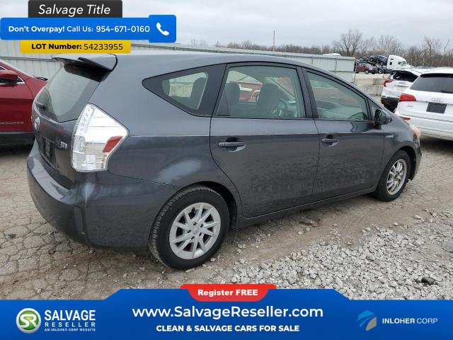 Used 2014 Toyota Prius V Two image 4