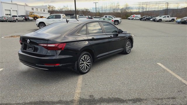 Used 2021 Volkswagen Jetta SE image 8