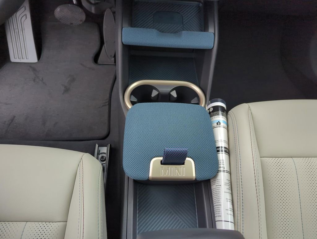 New 2025 MINI Cooper Countryman S w/ Comfort Package Max image 19