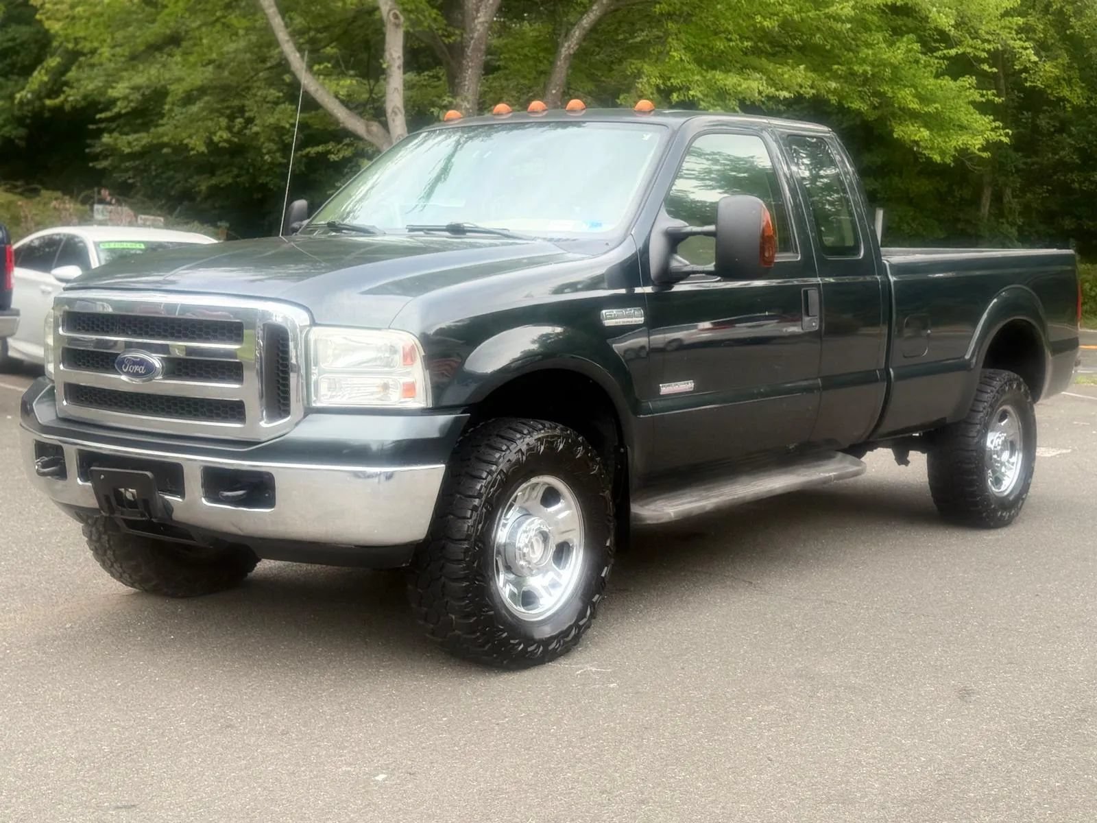Used 2005 Ford F350 XLT AWD/4WD image 3