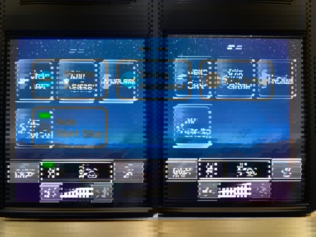 Certified 2025 Subaru Legacy image 21