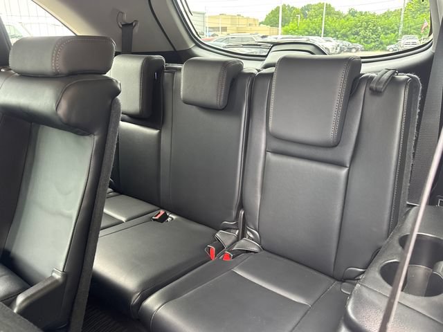 Used 2015 Toyota Highlander XLE FWD image 12