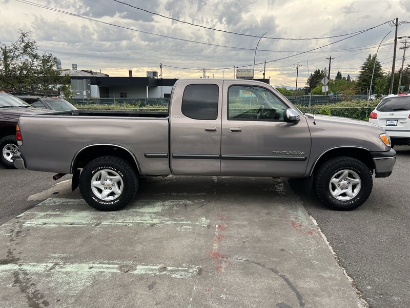 Used 2002 Toyota Tundra SR5 AWD/4WD image 6