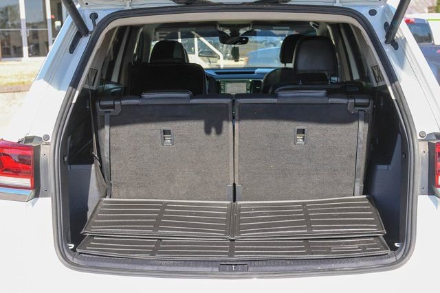 Used 2021 Volkswagen Atlas SEL Premium image 8