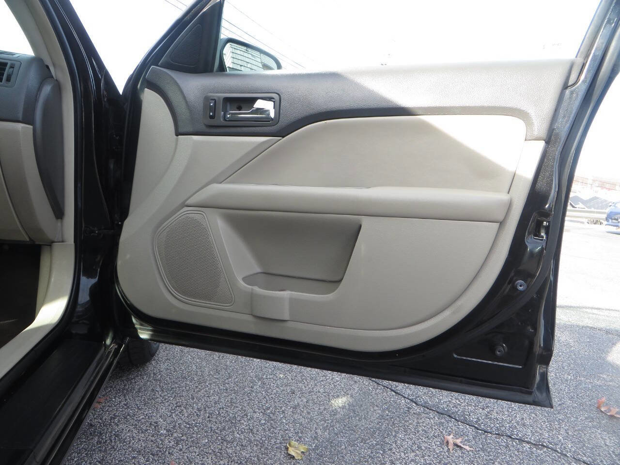 Used 2012 Ford Fusion SEL FWD image 38