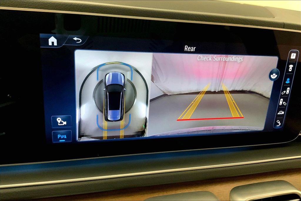 Used 2024 Mercedes-Benz GLS 450 4MATIC image 17