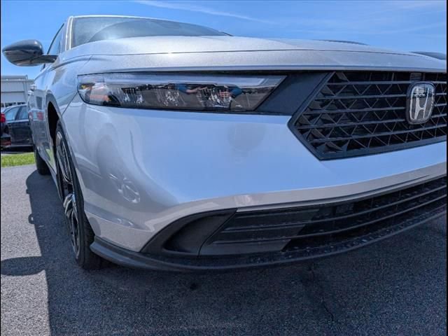 Certified 2025 Honda Accord Sport image 21