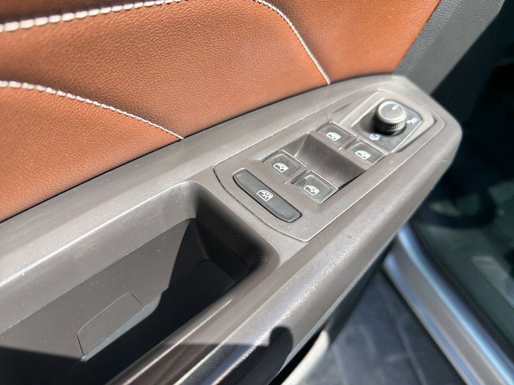 Certified 2023 Volkswagen Atlas SEL Premium AWD/4WD image 13