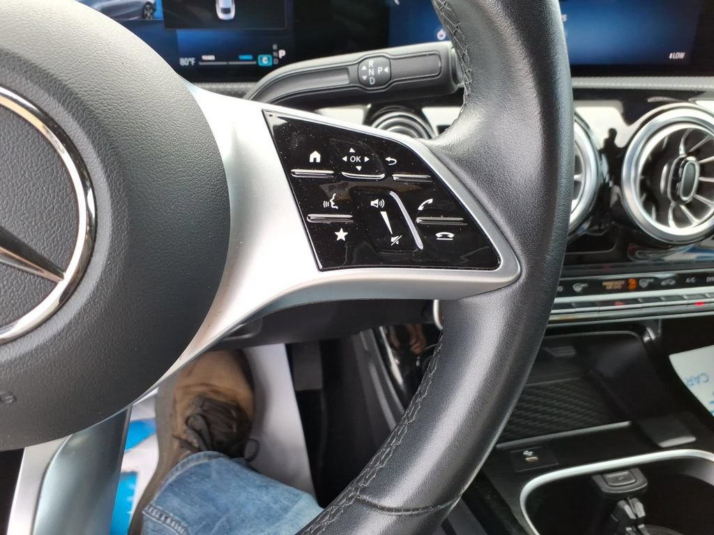 Used 2025 Mercedes-Benz CLA 250 image 19