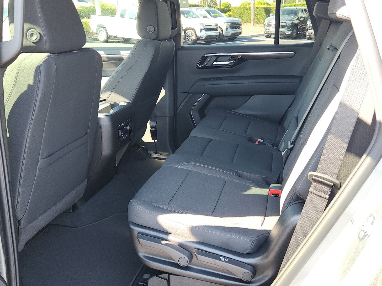 New 2026 Chevrolet Tahoe LS image 7