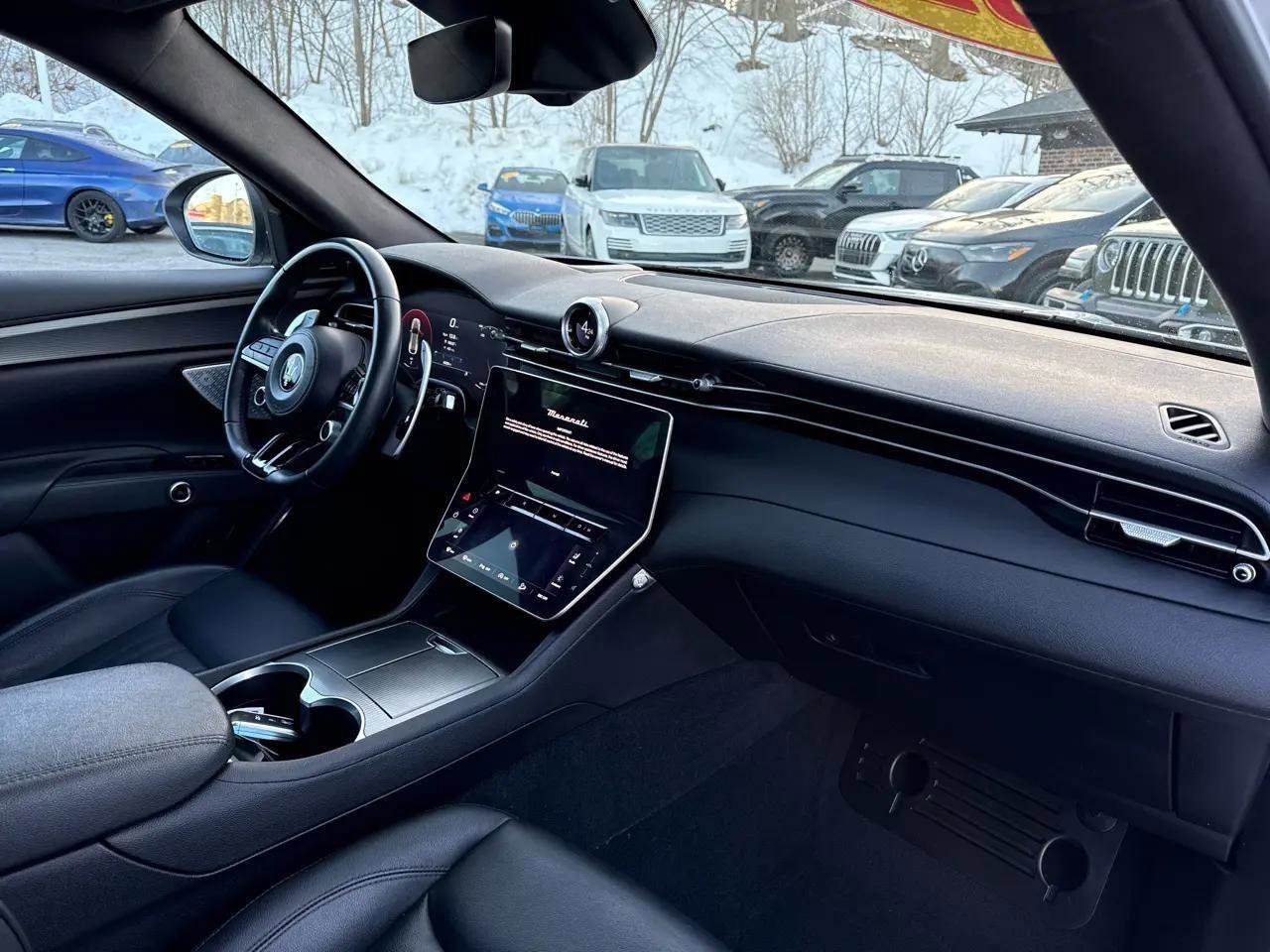 Used 2023 Maserati Grecale GT image 41