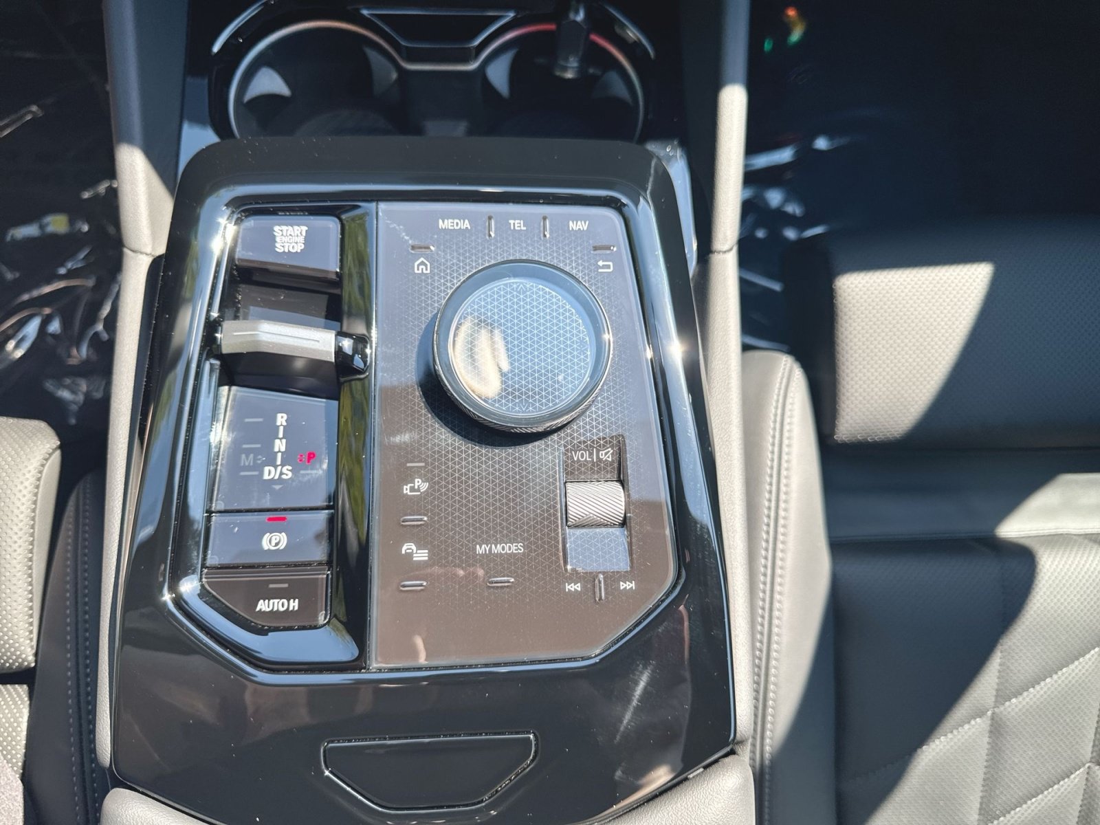 New 2026 BMW 530i xDrive AWD/4WD image 24
