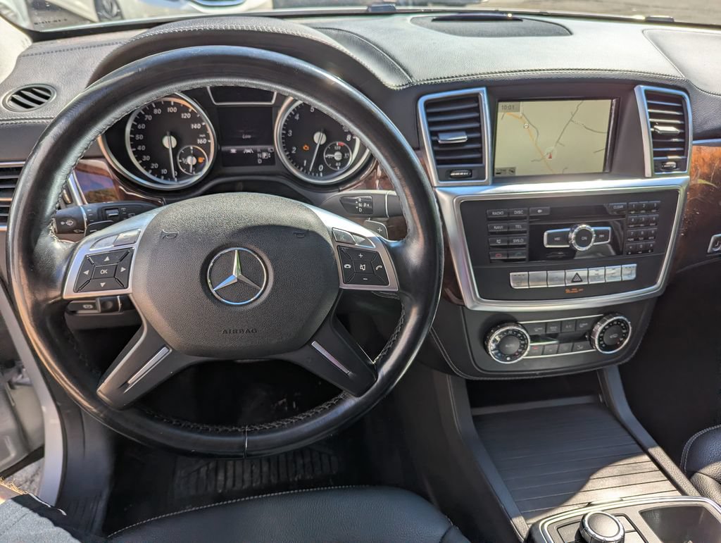 Used 2013 Mercedes-Benz ML 550 4MATIC image 10