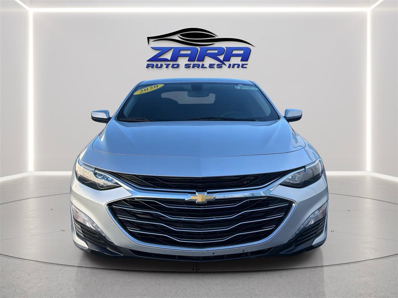 Used 2020 Chevrolet Malibu LT FWD image 2