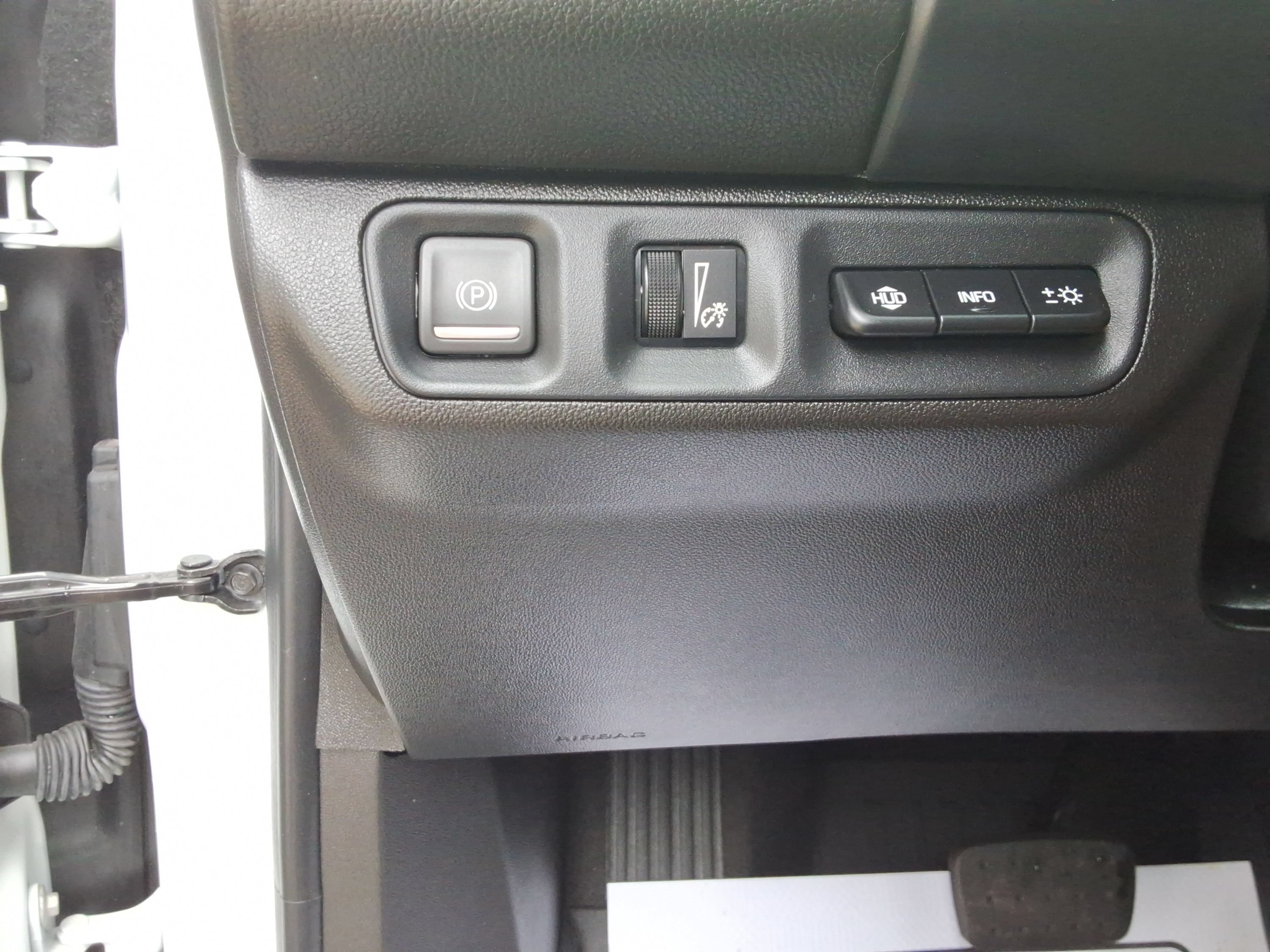 Used 2022 GMC Acadia AT4 w/ Technology Package AWD/4WD image 20