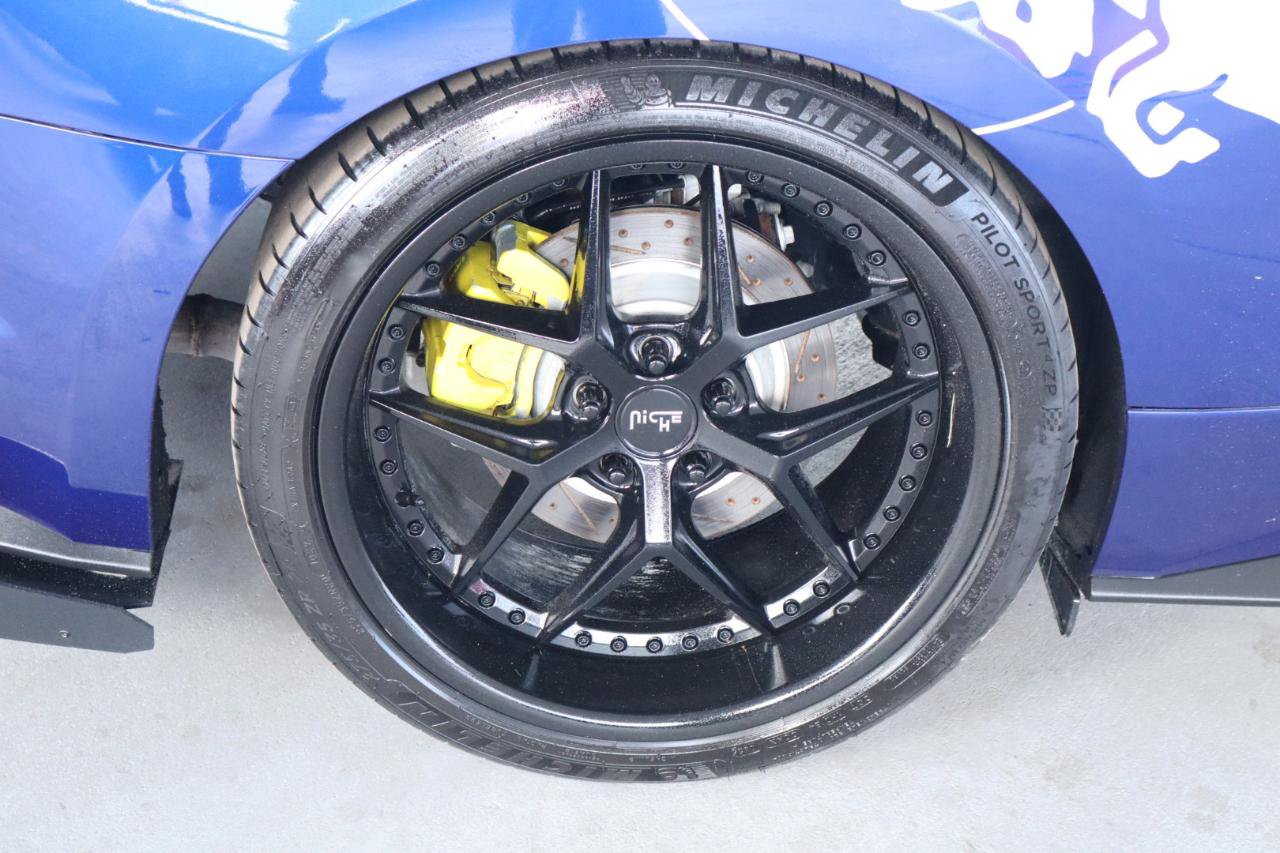 Used 2016 Ford Mustang Premium RWD image 41