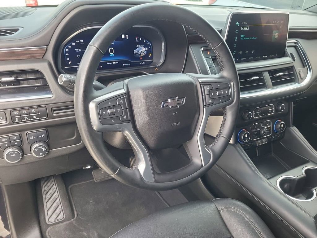 Used 2023 Chevrolet Tahoe Z71 w/ Luxury Package image 16