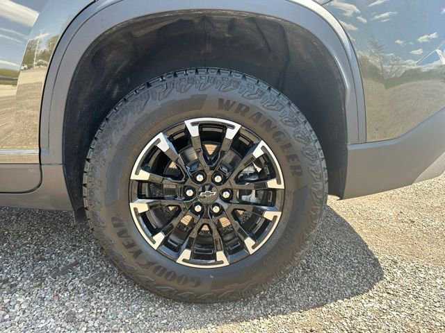 Used 2024 Chevrolet Traverse Z71 w/ Enhanced Driving Package AWD/4WD image 8