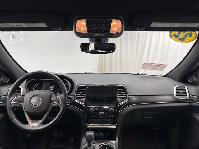 Used 2022 Jeep Grand Cherokee Limited image 15