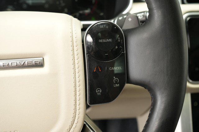 Used 2019 Land Rover Range Rover HSE AWD/4WD image 29