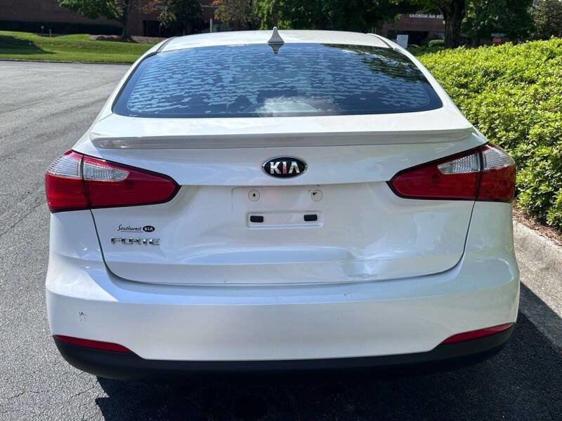 Used 2015 Kia Forte LX w/ Popular Package image 4