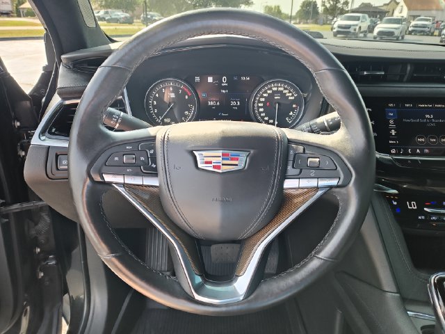 Used 2022 Cadillac XT6 Premium Luxury w/ Platinum Package AWD/4WD image 19