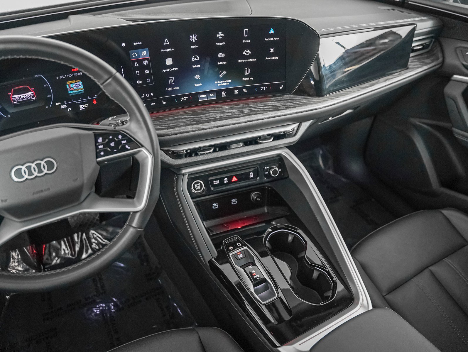Certified 2025 Audi Q5 Premium w/ Convenience Package AWD/4WD image 18