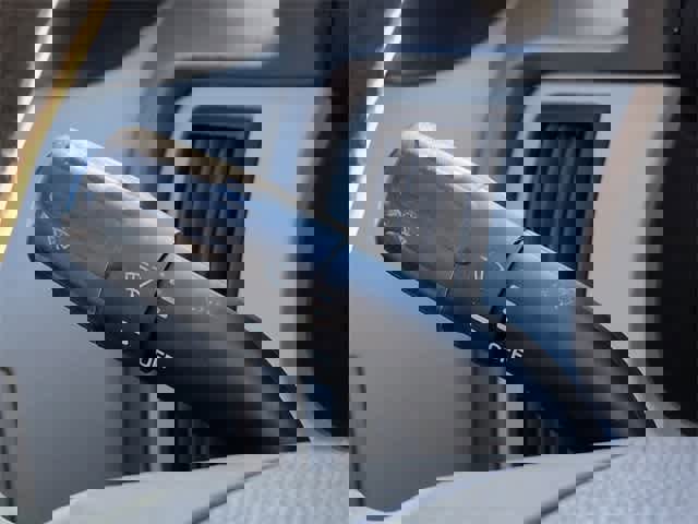 Used 2010 Ford Focus SE image 23