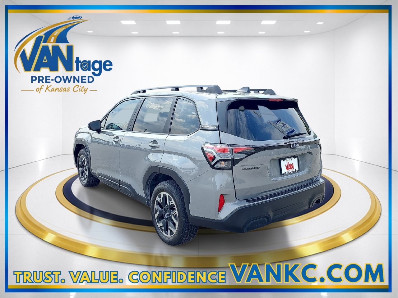 Used 2025 Subaru Forester Premium w/ Convenience Package #1 AWD/4WD image 9