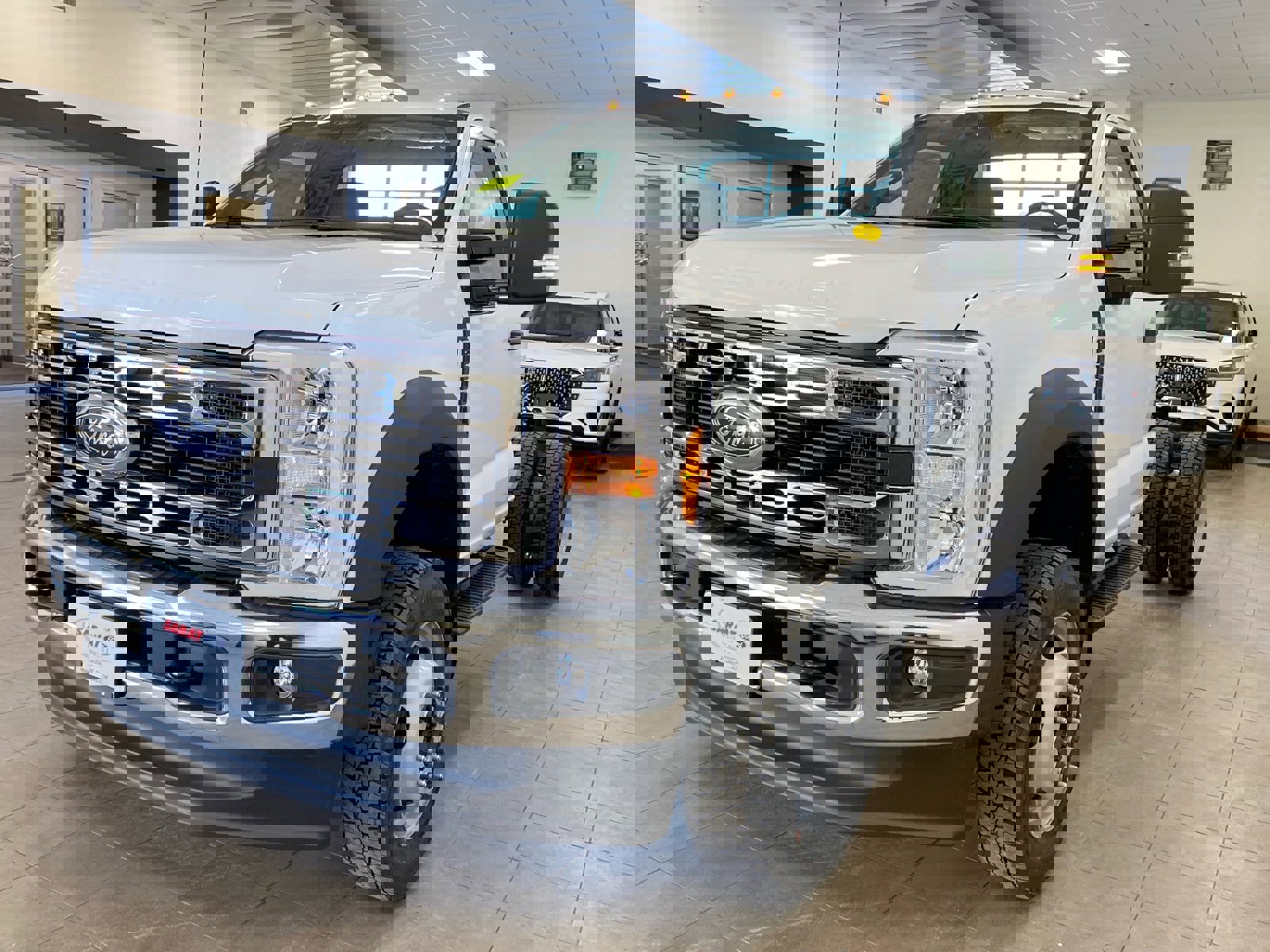 New 2026 Ford F550 4x4 Regular Cab Super Duty image 4