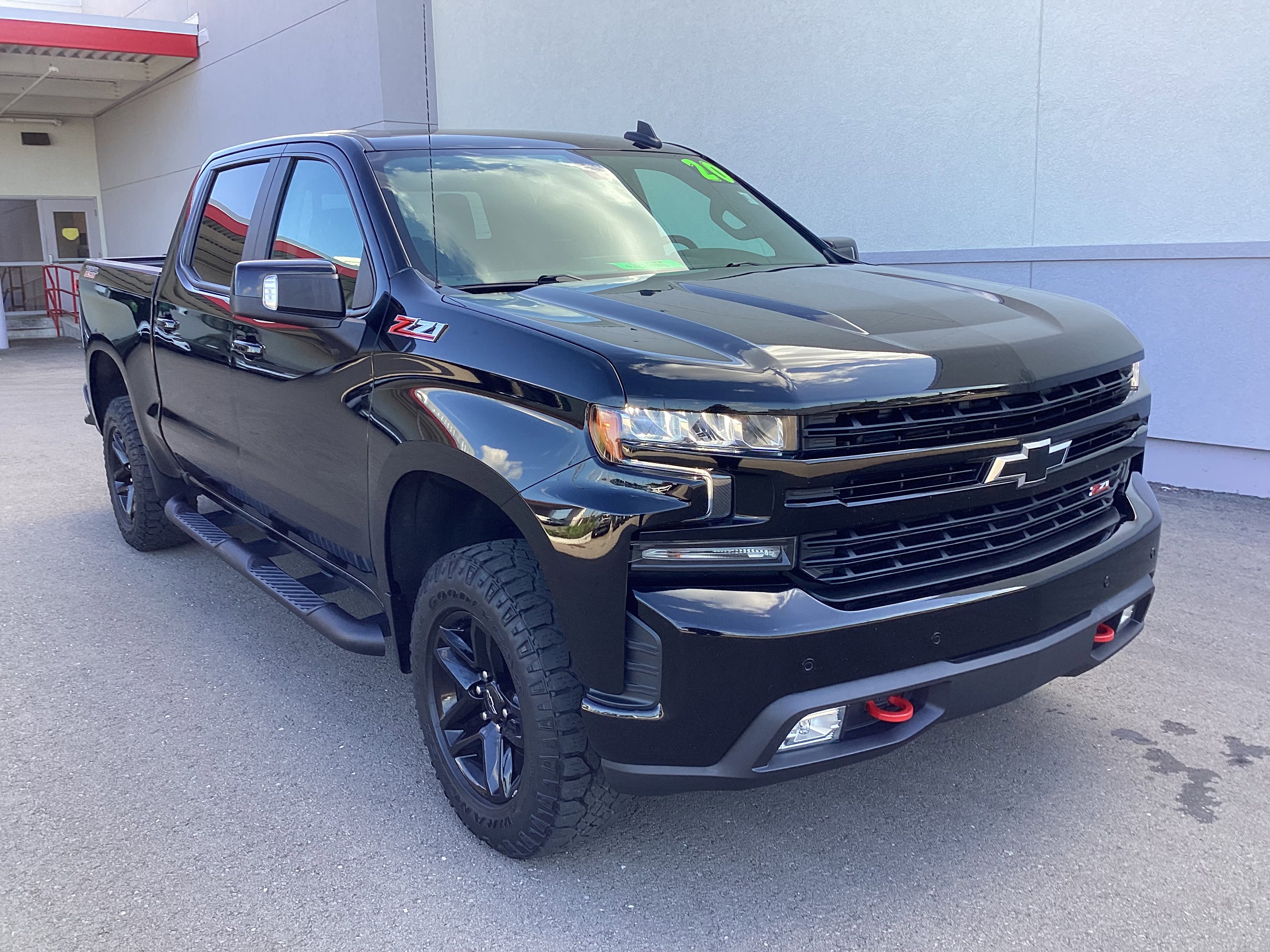 Used 2020 Chevrolet Silverado 1500 LT Trail Boss AWD/4WD image 32